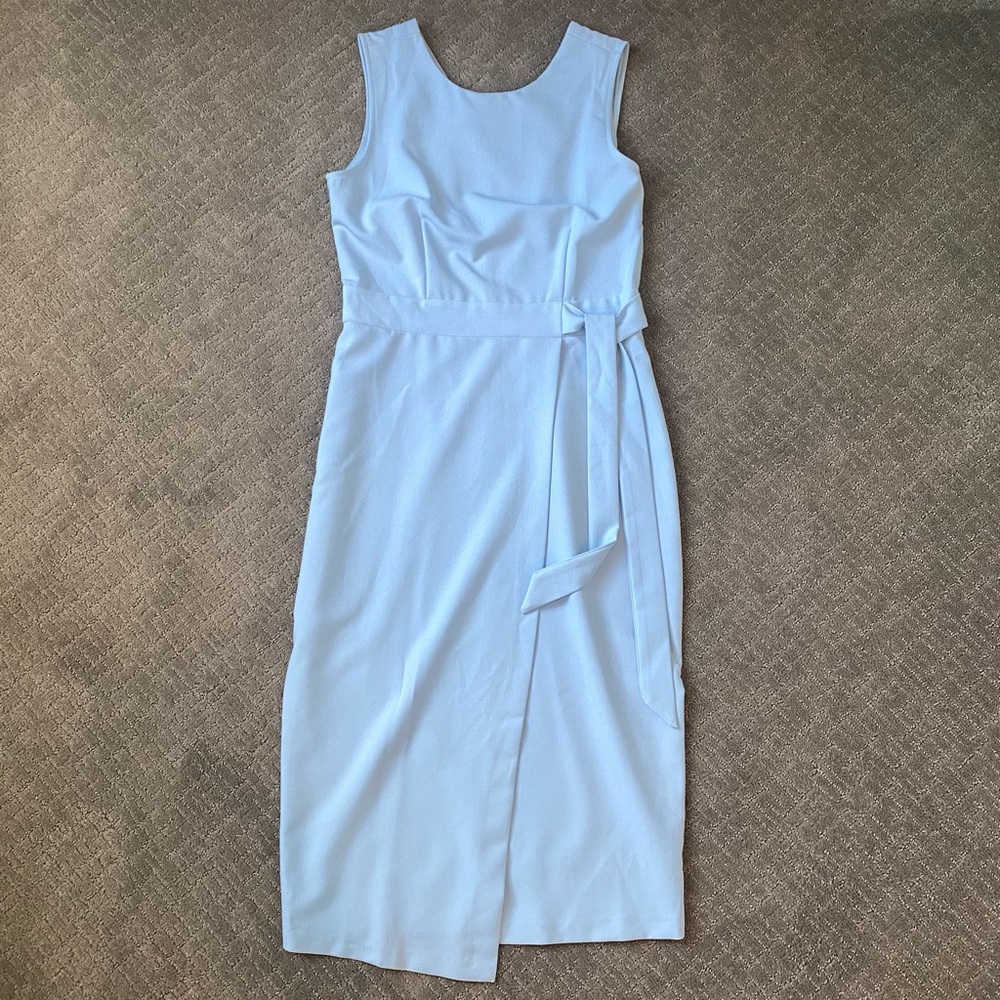 Elegant Sleeveless Blue Dress